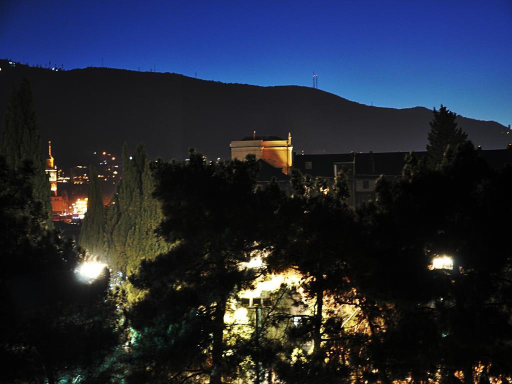 Gold Star Hotel Tbilisi Ngoại thất bức ảnh