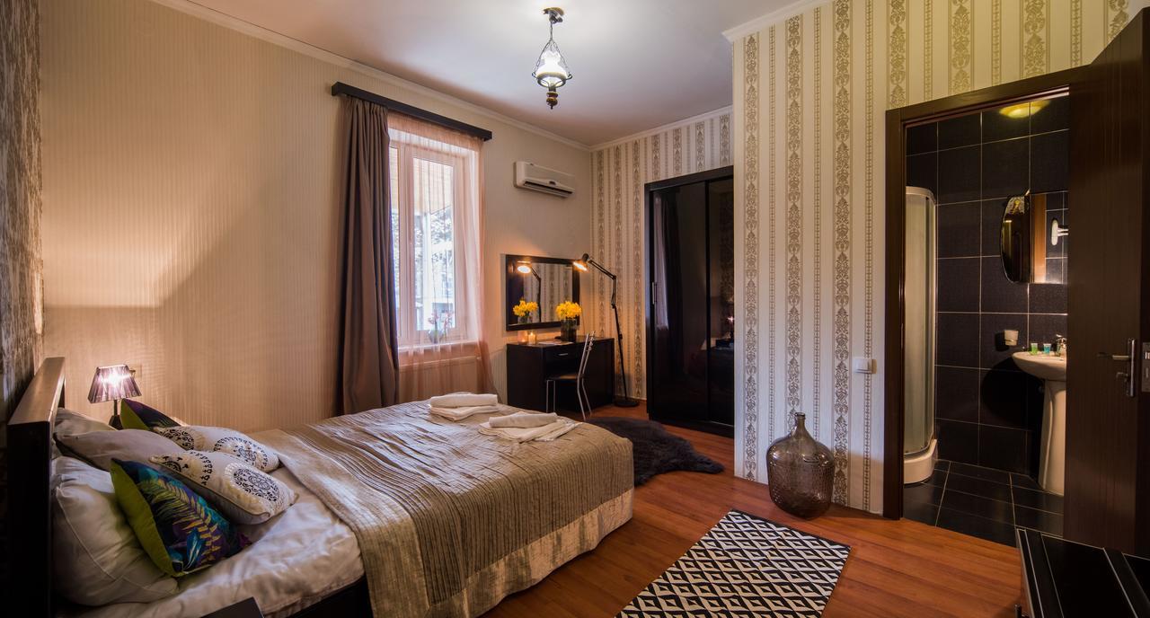 Gold Star Hotel Tbilisi Ngoại thất bức ảnh