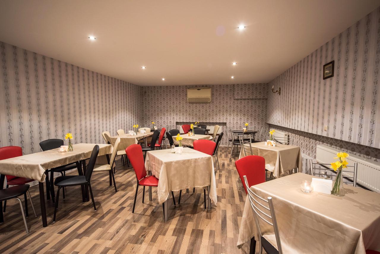 Gold Star Hotel Tbilisi Ngoại thất bức ảnh