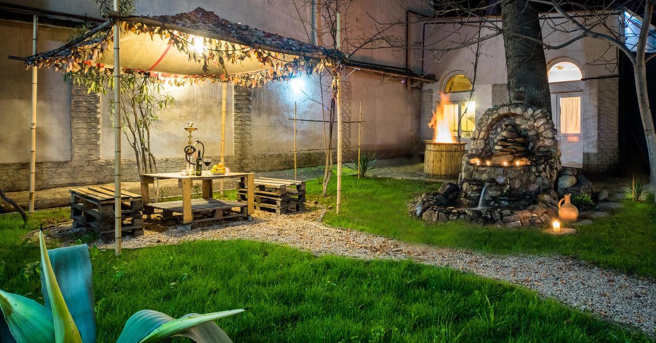 Gold Star Hotel Tbilisi Ngoại thất bức ảnh