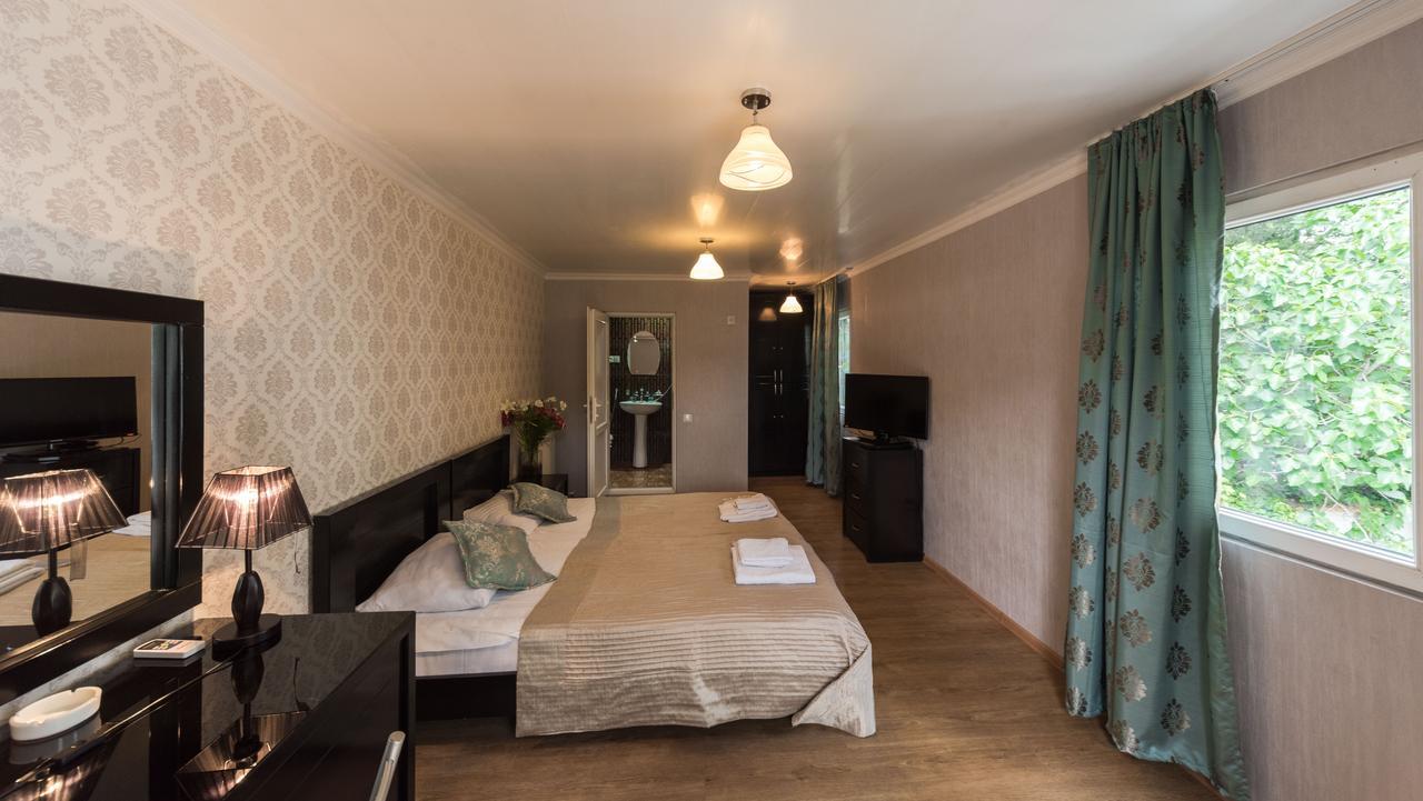 Gold Star Hotel Tbilisi Ngoại thất bức ảnh